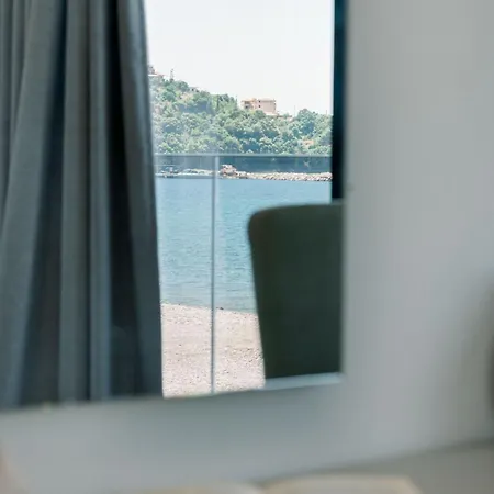 Ristanis Horizon Mare Luxury Beachfront Retreat Πόρος